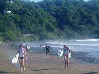 Learning Spanish and catching waves in Costa Rica