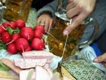 Guten Appetit - Essential German words and phrases for eating out